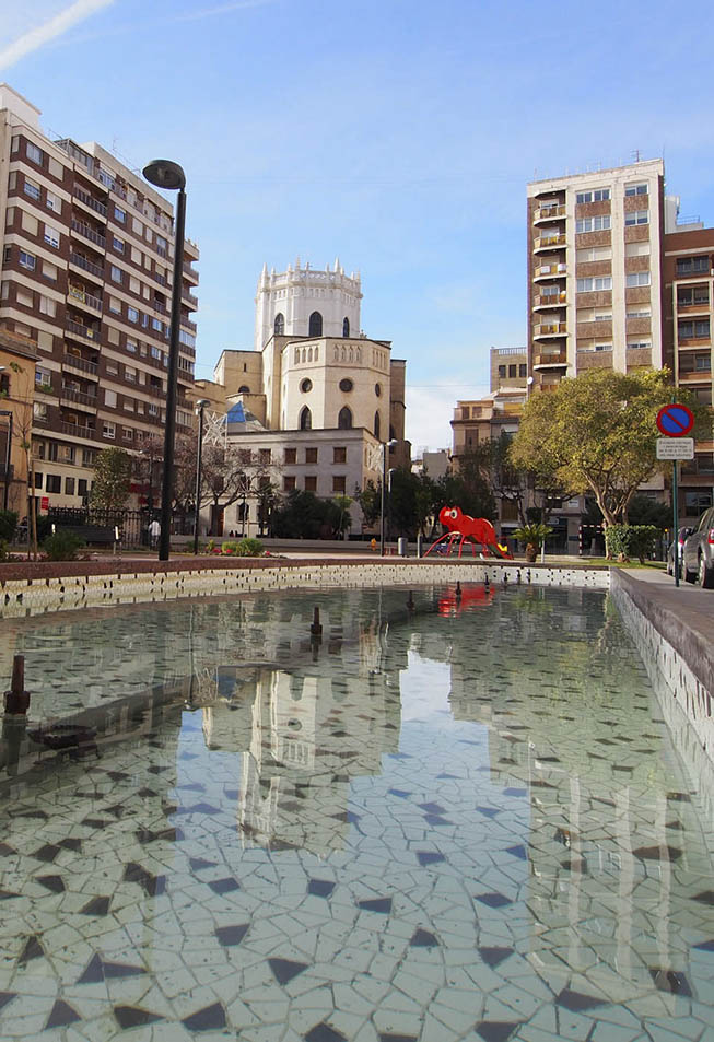 Plaça Cardona Vives